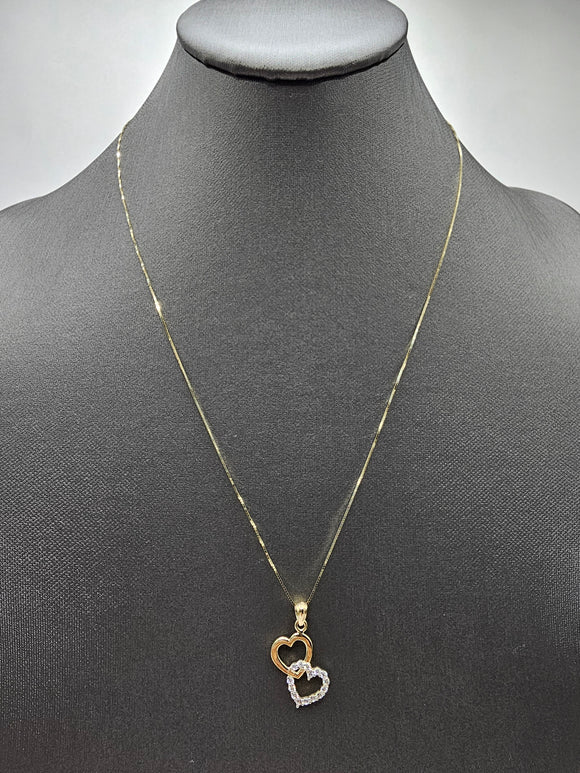 14k Gold Chain w/pendant - Hearts