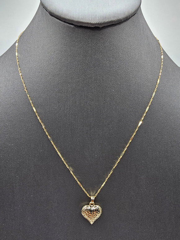 14k Gold Chain w/pendant - Heart