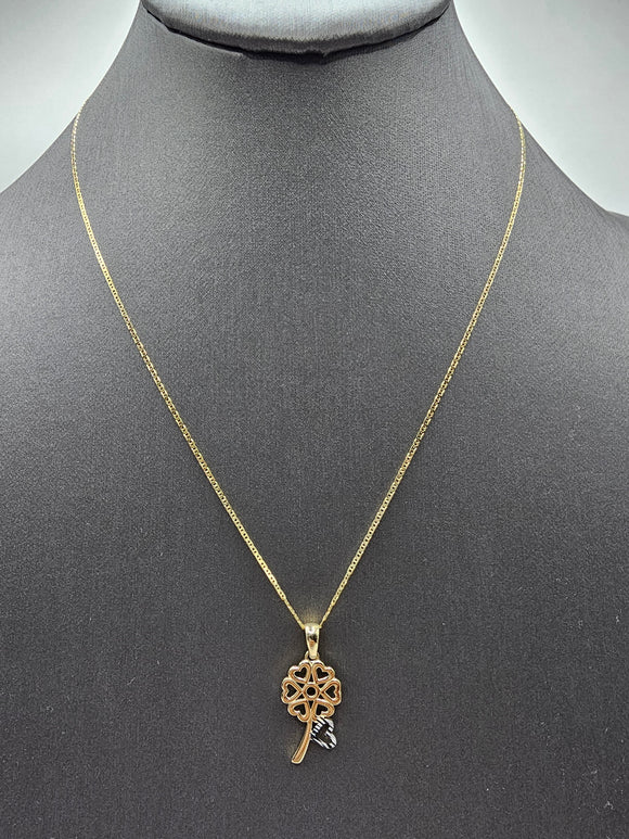 14k Gold Chain w/pendant - Hearts