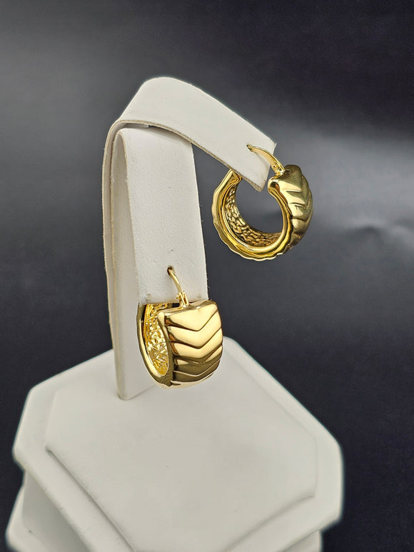 14K Gold Earrings - Huggie Hoops